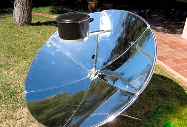 Solar cookers